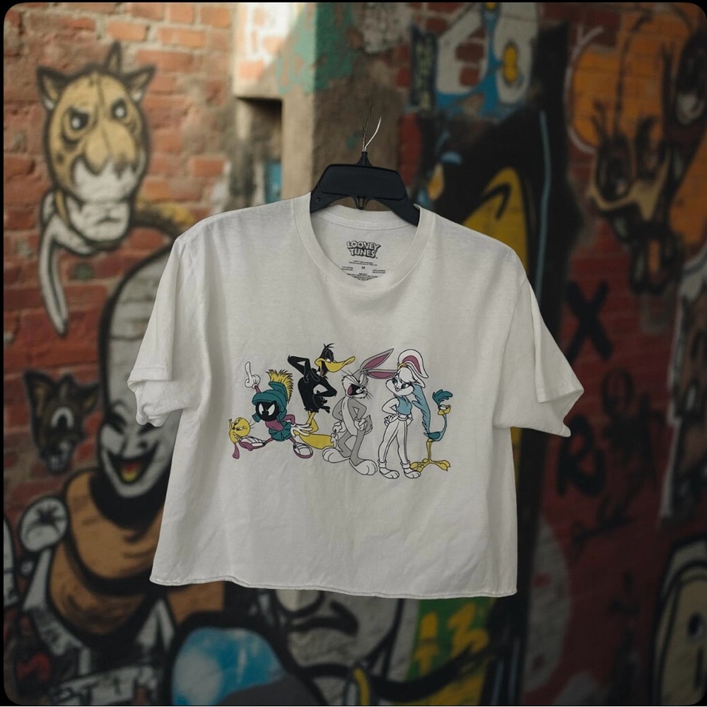 Warner Bros. White Cartoon Graphic Crop Top